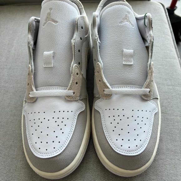 Nike Air Jordan 1 Low SE Craft Shoes (Inside out tech grey) - Picture 5 of 10